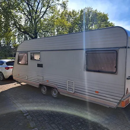 Fieldsight Caravan Max 5 People And 1 Kid - Hot Shower In House Campsite *